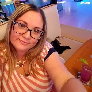 Meet your Posher, Candice